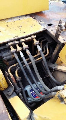 ขายด่วน แบคโฮ 200-2 โคมัสสุหัวคีบ  สนใจโทร 0805802926