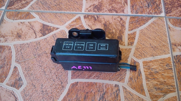 กล่องรีเลย์ พัดลม TOYOTA COROLLA AE111
