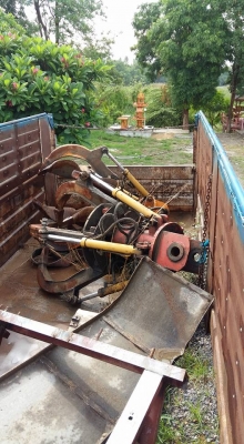 ขายหัวคีบ ใส่แมคโค PC200  สนใจโทรน  0805802926