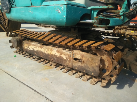 ขายรถขุดเก่าไทย KOMATSU PC 25-7 ตามสภาพ รถยังใช้งานได้ ปั้มดี เอวดี เครื่องยนต์ใช้ได้ครับ