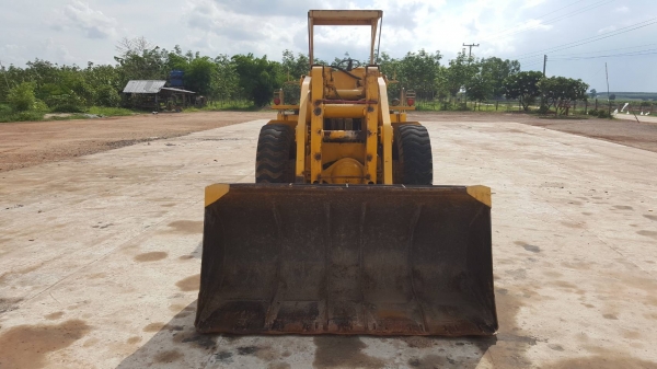 ขาย รถตัก KAWASAKI KSS7 เอวอ่อน รถใช้งานอยู่ ราคาต่อรองได้