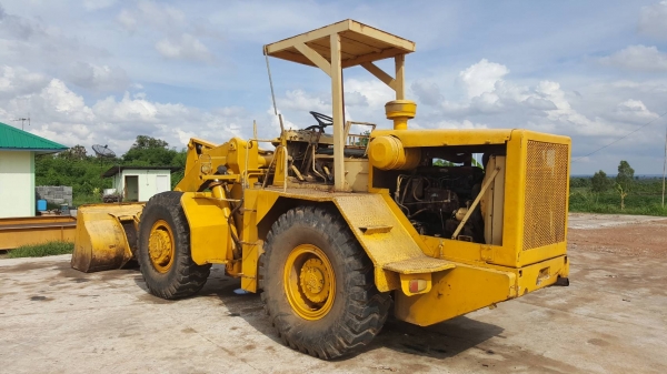 ขาย รถตัก KAWASAKI KSS7 เอวอ่อน รถใช้งานอยู่ ราคาต่อรองได้