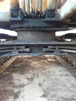 ขายแบ็คโฮรพร้อมหัวคีบ komatsu pc100-2