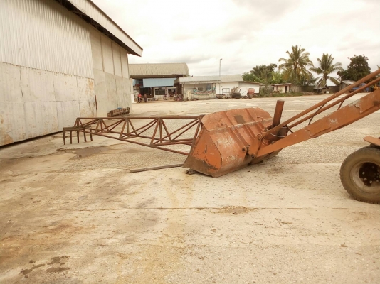 ขาย รถตักเล็ก TOYOTA เครื่องยนต์ดีเซล รถใช้งานคล่องตัว เครื่องดี ปั้มดี ราคาต่อรองได้ครับ