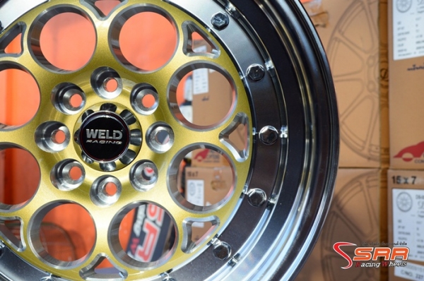 WELD APEX ขอบ15 นิ้ว ET20 สีทองขอบเงา วงละ 3,500 บาท