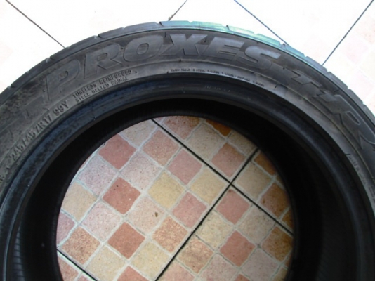 ขายยางซิ่ง TOYO T1R (JAPAN) 245-45-17 ปี16 ดอกแน่นๆ 1คู่