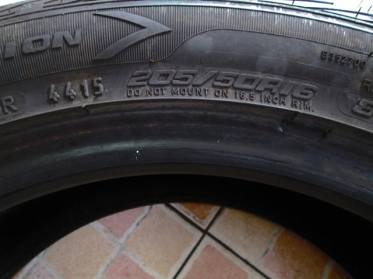 ขายยาง GOODYEAR DIRECTION5 205-50-16 ปลายปี15 สวยจัด (1ชุด)
