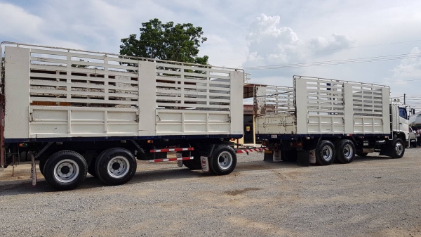 ขาย HINO MEGA FM1A 344 แรงม้า ปี 55 แม่ลูกสามมิตรสามเพลาไม่ดั้ม เครื่องดี เกียร์ดี ช่วงล่างดี พร้อมแยกขาย ราคาคุยกัน เอกสารพร้อมโอน สนใจติดต่อเรา ดำสุโขทัย โทร 089-7087998,081-7855503 หรือเยี่ยมชมเว็ปไซได้ที่.www.dum-sukhothai.com เรายินดีให้บริการค่ะขาย