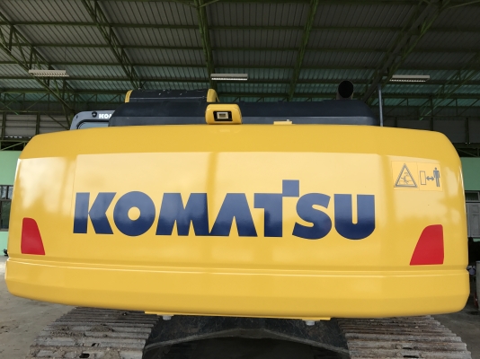ขาย KOMATSU PC200-8MO รุ่นมีกล้องหลัง  5000ชั่วโมง แห้งๆทั้งคัน สวยๆเลยครับ สนใจติดต่อโดยตรง 081-4283210