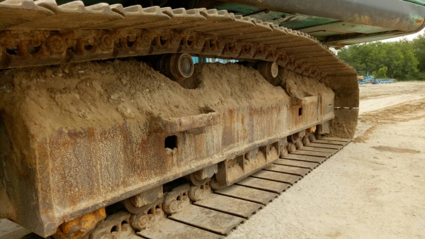 ขายด่วน KOBELCO SK200 YN12 สภาพพร้อมใช้งาน โซ่ช่วงล่างสวย เครื่องปั้มดี ไฟฟ้าสมบูรณ์ เอกสารเล่มทะเบียน