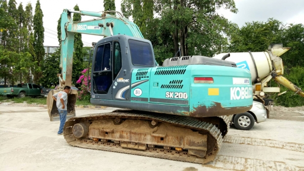 ขายด่วน KOBELCO SK200 YN12 สภาพพร้อมใช้งาน โซ่ช่วงล่างสวย เครื่องปั้มดี ไฟฟ้าสมบูรณ์ เอกสารเล่มทะเบียน