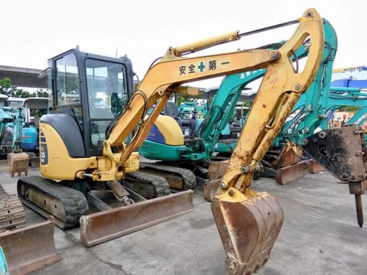ขายรถแบ๊คโฮ ยี่ห้อ: KOMATSU แบบ: PC35MR-2หัวเก๋ง &lt;คอนโทนสั้นปั้มนิ้ว&gt; รถเก่านอกแท้ มีเอกสารใบอินวอย สนใจติดต่อ: 099-907-9273 กิ๊ฟ กมลชนก