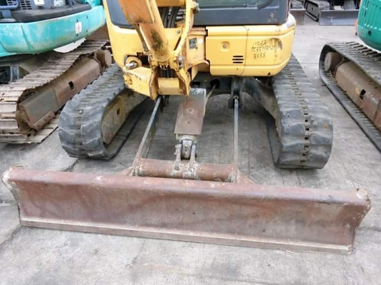 ขายรถแบ๊คโฮ ยี่ห้อ: KOMATSU แบบ: PC35MR-2หัวเก๋ง &lt;คอนโทนสั้นปั้มนิ้ว&gt; รถเก่านอกแท้ มีเอกสารใบอินวอย สนใจติดต่อ: 099-907-9273 กิ๊ฟ กมลชนก