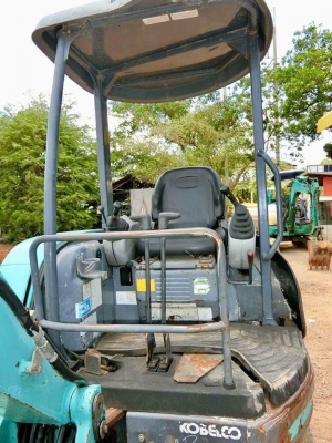 รุ่นใหม่ยอดนิยม KOBELCO SK30sr-3  ขนาดPC-30  รถเก่านอกแท้มีเอกสารใบอินวอย  เครื่องดีระบบไวมาก ช่วงล่างแน่น เครื่อง 3 สูบ   เครื่องยนต์ : 3TNV88-PYB-10466   ซีเรียล : PW11-30743   <#การันตีคุณภาพ>      ราคา   450,000  ต่อรองได้        เก็บงานลายละเอี