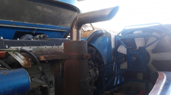 รถเกี่ยวข้าวไอ้หนุ่มไวไฟ