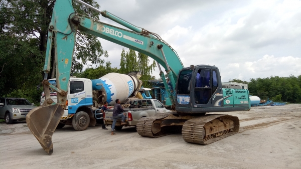 ขายด่วนๆKOBELCO YN12SUPPER สภาพเดิมสุดๆเอกสารเล่มทะเบียนไฟฟ้าเต็มราคา1650000บาทโทรไอดี0990035892