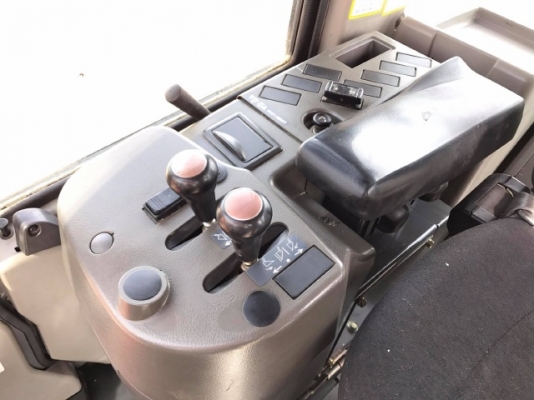 ขายรถตักล้อยาง HITACHI ZW150 (เทียบเท่า WA270-6) รถนอกนำเข้าจากญี่ปุ่น สภาพสวยพร้อมใช้ มีVDOการทำงานครับ ขายรถตักล้อยาง HITACHI ZW150 (เทียบเท่า WA270-6) รถนอกนำเข้าจากญี่ปุ่น สภาพสวยพร้อมใช้ มีVDOการทำงานครับ