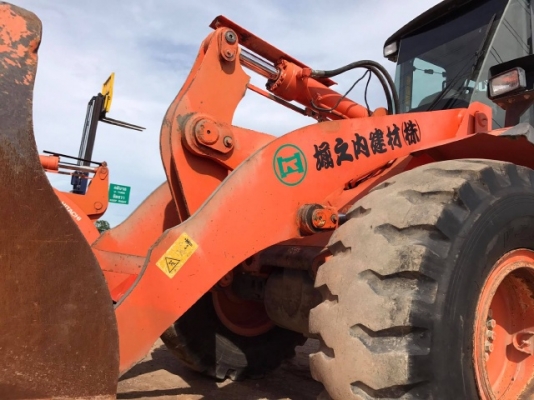 ขายรถตักล้อยาง HITACHI ZW150 (เทียบเท่า WA270-6) รถนอกนำเข้าจากญี่ปุ่น สภาพสวยพร้อมใช้ มีVDOการทำงานครับ ขายรถตักล้อยาง HITACHI ZW150 (เทียบเท่า WA270-6) รถนอกนำเข้าจากญี่ปุ่น สภาพสวยพร้อมใช้ มีVDOการทำงานครับ