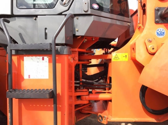 ขายรถตักล้อยาง HITACHI ZW150 (เทียบเท่า WA270-6) รถนอกนำเข้าจากญี่ปุ่น สภาพสวยพร้อมใช้ มีVDOการทำงานครับ ขายรถตักล้อยาง HITACHI ZW150 (เทียบเท่า WA270-6) รถนอกนำเข้าจากญี่ปุ่น สภาพสวยพร้อมใช้ มีVDOการทำงานครับ