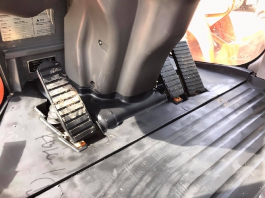 ขายรถตักล้อยาง HITACHI ZW150 (เทียบเท่า WA270-6) รถนอกนำเข้าจากญี่ปุ่น สภาพสวยพร้อมใช้ มีVDOการทำงานครับ ขายรถตักล้อยาง HITACHI ZW150 (เทียบเท่า WA270-6) รถนอกนำเข้าจากญี่ปุ่น สภาพสวยพร้อมใช้ มีVDOการทำงานครับ