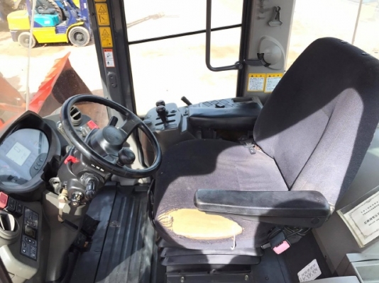 ขายรถตักล้อยาง HITACHI ZW150 (เทียบเท่า WA270-6) รถนอกนำเข้าจากญี่ปุ่น สภาพสวยพร้อมใช้ มีVDOการทำงานครับ ขายรถตักล้อยาง HITACHI ZW150 (เทียบเท่า WA270-6) รถนอกนำเข้าจากญี่ปุ่น สภาพสวยพร้อมใช้ มีVDOการทำงานครับ