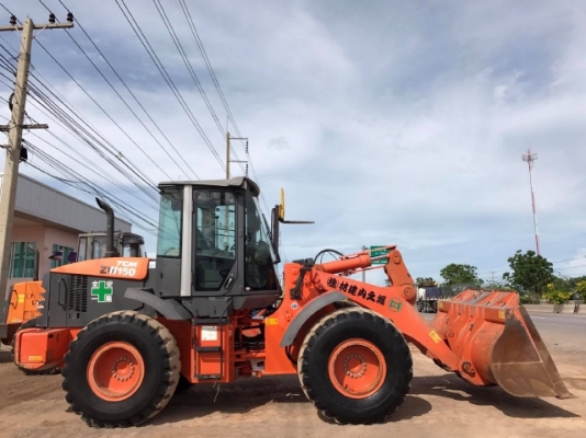 ขายรถตักล้อยาง HITACHI ZW150 (เทียบเท่า WA270-6) รถนอกนำเข้าจากญี่ปุ่น สภาพสวยพร้อมใช้ มีVDOการทำงานครับ ขายรถตักล้อยาง HITACHI ZW150 (เทียบเท่า WA270-6) รถนอกนำเข้าจากญี่ปุ่น สภาพสวยพร้อมใช้ มีVDOการทำงานครับ