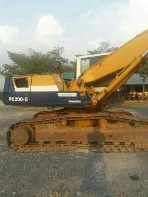 ขายรถแบคโค PC200-5 คอลโทลยาว ไฟฟ้าครบ แอร์เย็น เอกสารใบอินวอย รถสวยสภาพพร้อมใช้งาน ราคา600,000 สนใจโทร 090-8588220คุณนะ 093-3258446คุณบิว เว็บไซต์ส่วนตัว www.narong2truck.com www.truck.in.th/498 ID: narong498 ID: 09332584461 เพจ Facebook ณรงค์ ซื้อขายรถมื