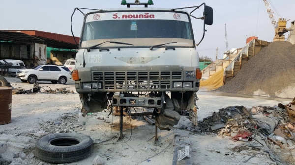 ขายหัวรถ ฮีโน่ 3 ใบปัดพร้อมซากคัทชี zm