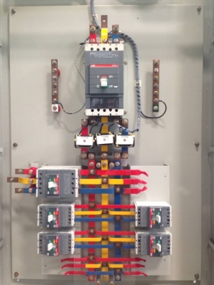 ขายตู้ Mdb Main breaker Abb 400A,250A,100A สภาพดี Pipat 098-2641749