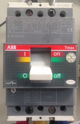 ขายตู้ Mdb Main breaker Abb 400A,250A,100A สภาพดี Pipat 098-2641749