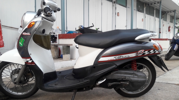 ฟีโน่ ปี 50 สภาพดี โทร.0870376812