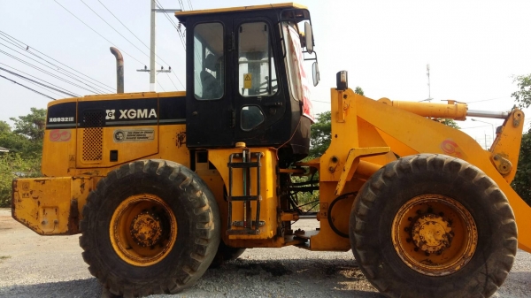 ขายรถตัก ล้อยาง xgma xg932III ขนาดเท่ากับ komatsu wa300