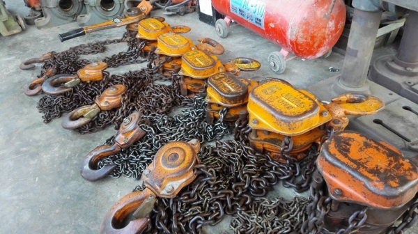 ** SOLD ** รอกโซ่สาวญี่ปุ่น VITAL 1.5 t - 10 t ของลงตู้สวยๆคัดมาพร้อมใช้