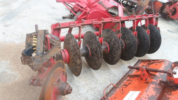 ไทซัน 45 แรง ฟรีอุปกรณ์3ชิ้น ใบดัน ผานพรวน โรตารี่