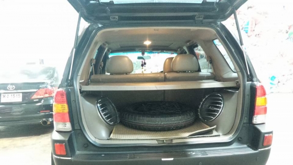 ขายford escape 3.0 ตัวท๊อป