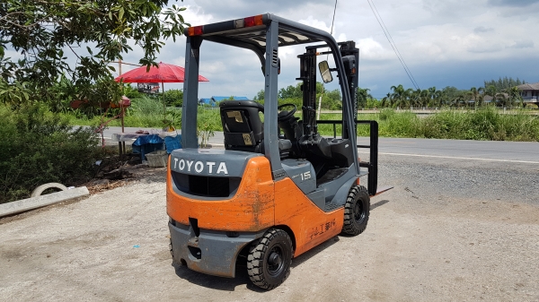 ขายด่วนรถยก TOYOTA 8FG15ยก1.5ตันเสาสูง3เมตรยางตันใหม่4เส้นรถนอกนำเข้ายังไม่เคยใช้งานในเมืองไทยเลย ขายด่วนรถยก TOYOTA 8FG15ยก1.5ตันเสาสูง3เมตรยางตันใหม่4เส้นรถนอกนำเข้ายังไม่เคยใช้งานในเมืองไทยเลย