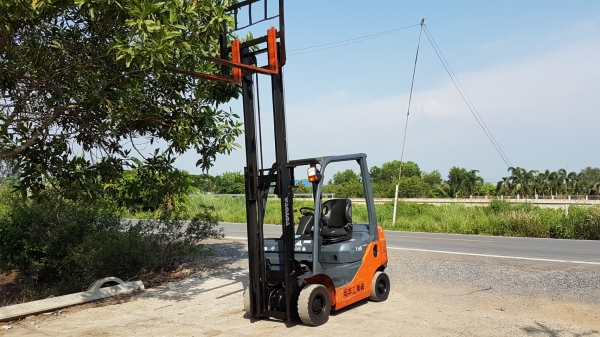 ขายด่วนรถยก TOYOTA 8FG15ยก1.5ตันเสาสูง3เมตรยางตันใหม่4เส้นรถนอกนำเข้ายังไม่เคยใช้งานในเมืองไทยเลย ขายด่วนรถยก TOYOTA 8FG15ยก1.5ตันเสาสูง3เมตรยางตันใหม่4เส้นรถนอกนำเข้ายังไม่เคยใช้งานในเมืองไทยเลย