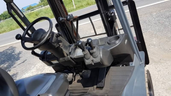 ขายด่วนรถยก TOYOTA 8FG15ยก1.5ตันเสาสูง3เมตรยางตันใหม่4เส้นรถนอกนำเข้ายังไม่เคยใช้งานในเมืองไทยเลย ขายด่วนรถยก TOYOTA 8FG15ยก1.5ตันเสาสูง3เมตรยางตันใหม่4เส้นรถนอกนำเข้ายังไม่เคยใช้งานในเมืองไทยเลย