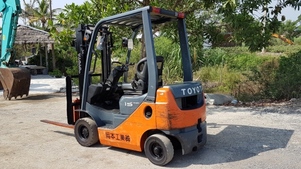 ขายด่วนรถยก TOYOTA 8FG15ยก1.5ตันเสาสูง3เมตรยางตันใหม่4เส้นรถนอกนำเข้ายังไม่เคยใช้งานในเมืองไทยเลย ขายด่วนรถยก TOYOTA 8FG15ยก1.5ตันเสาสูง3เมตรยางตันใหม่4เส้นรถนอกนำเข้ายังไม่เคยใช้งานในเมืองไทยเลย