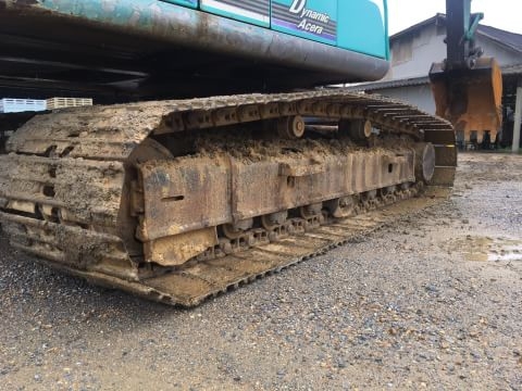 ขายKobelco sk200m6Yn10ซุปเปอร์สภาพพร้อมใช้ ติดต่อคุณอ๊อฟพิจิตร086-737-9991