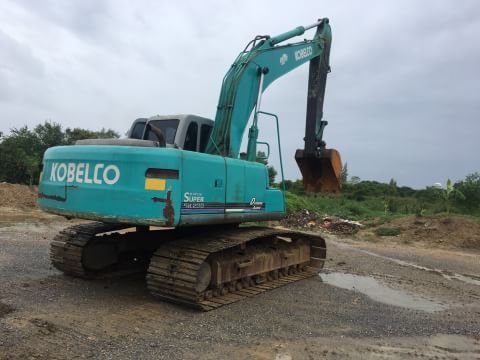 ขายKobelco sk200m6Yn10ซุปเปอร์สภาพพร้อมใช้ ติดต่อคุณอ๊อฟพิจิตร086-737-9991