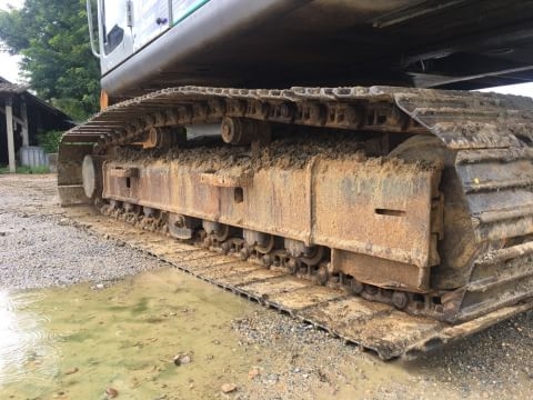 ขายKobelco sk200m6Yn10ซุปเปอร์สภาพพร้อมใช้ ติดต่อคุณอ๊อฟพิจิตร086-737-9991