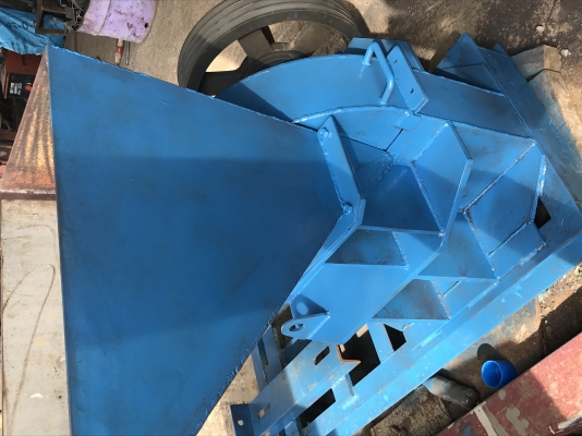 เครื่องสับไม้และวัชพืช