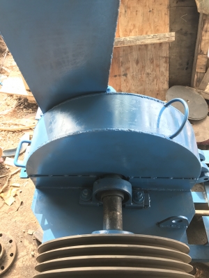 เครื่องสับไม้และวัชพืช