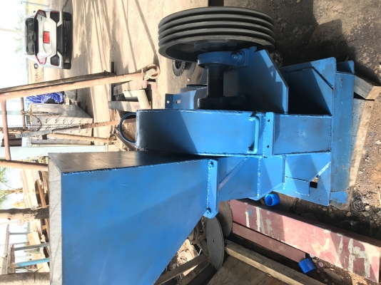 เครื่องสับไม้และวัชพืช