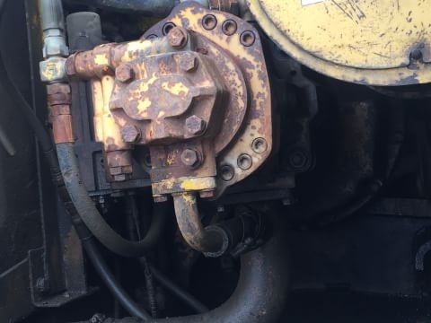 ขายKomatsu Pc200-5ซี่เรียลสูงตัวเดินจีบสภาพสวยพร้อมใช้ติดต่อคุณอ๊อฟ พิจิตร 086-737-9991