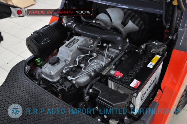 ขายรถโฟล์คลิฟท์มือสอง TOYOTA รุ่น 8FD30-11295 นำเข้าจากประเทศญี่ปุ่น 100\% ไม่เคยใช้งานในไทย