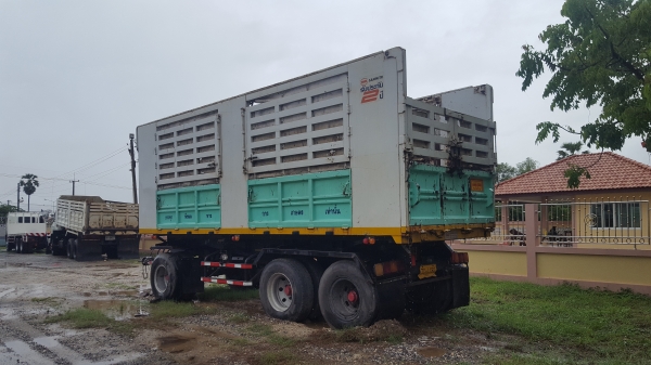 ขาย ลูกพ่วงสามมิตรสามเพลาดั้ม ปี 55 สูง 2.20 เมตร กว้าง 2.40 เมตรยาว 6.80 เมตร สภาพสวย พร้อมใช้งาน เอกสารพร้อมโอน สนใจติดต่อเรา ดำสุโขทัย โทร 081-7855503 , 089-7087998 หรือเยี่ยมชมเว็ปไซได้ที่ www.dum-sukhothai.com เรายินดีให้บริการค่ะ ขาย ลูกพ่วงสามมิตรสามเพลาดั้ม ปี 55 สูง 2.20 เมตร กว้าง 2.40 เมตรยาว 6.80 เมตร สภาพสวย พร้อมใช้งาน เอกสารพร้อมโอน สนใจติดต่อเรา ดำสุโขทัย โทร 081-7855503 , 089-7087998 หรือเยี่ยมชมเว็ปไซได้ที่ www.dum-sukhothai.com เรายินดีให้บริการค่ะ