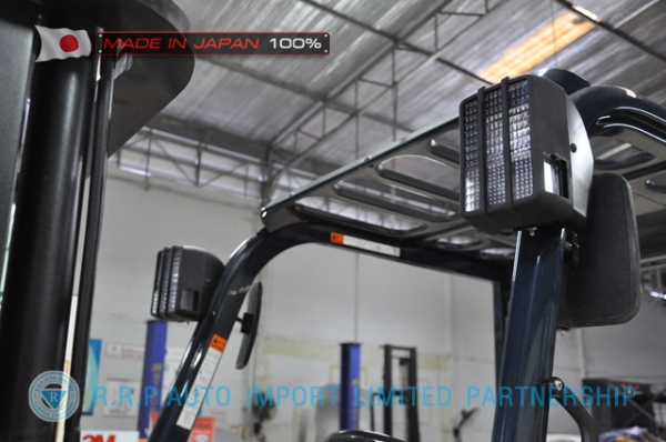 ขายรถโฟล์คลิฟท์มือสอง TOYOTA รุ่น TOYOTA รุ่น 7FD30-18007 นำเข้าจากประเทศญี่ปุ่น 100\% ไม่เคยใช้งานในไทย