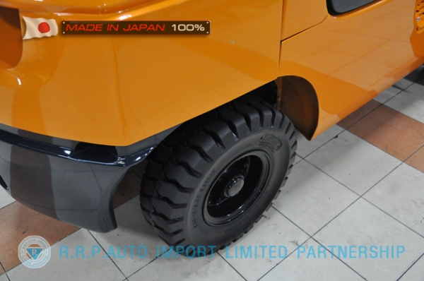 ขายรถโฟล์คลิฟท์มือสอง TOYOTA รุ่น TOYOTA รุ่น 7FD30-18007 นำเข้าจากประเทศญี่ปุ่น 100\% ไม่เคยใช้งานในไทย